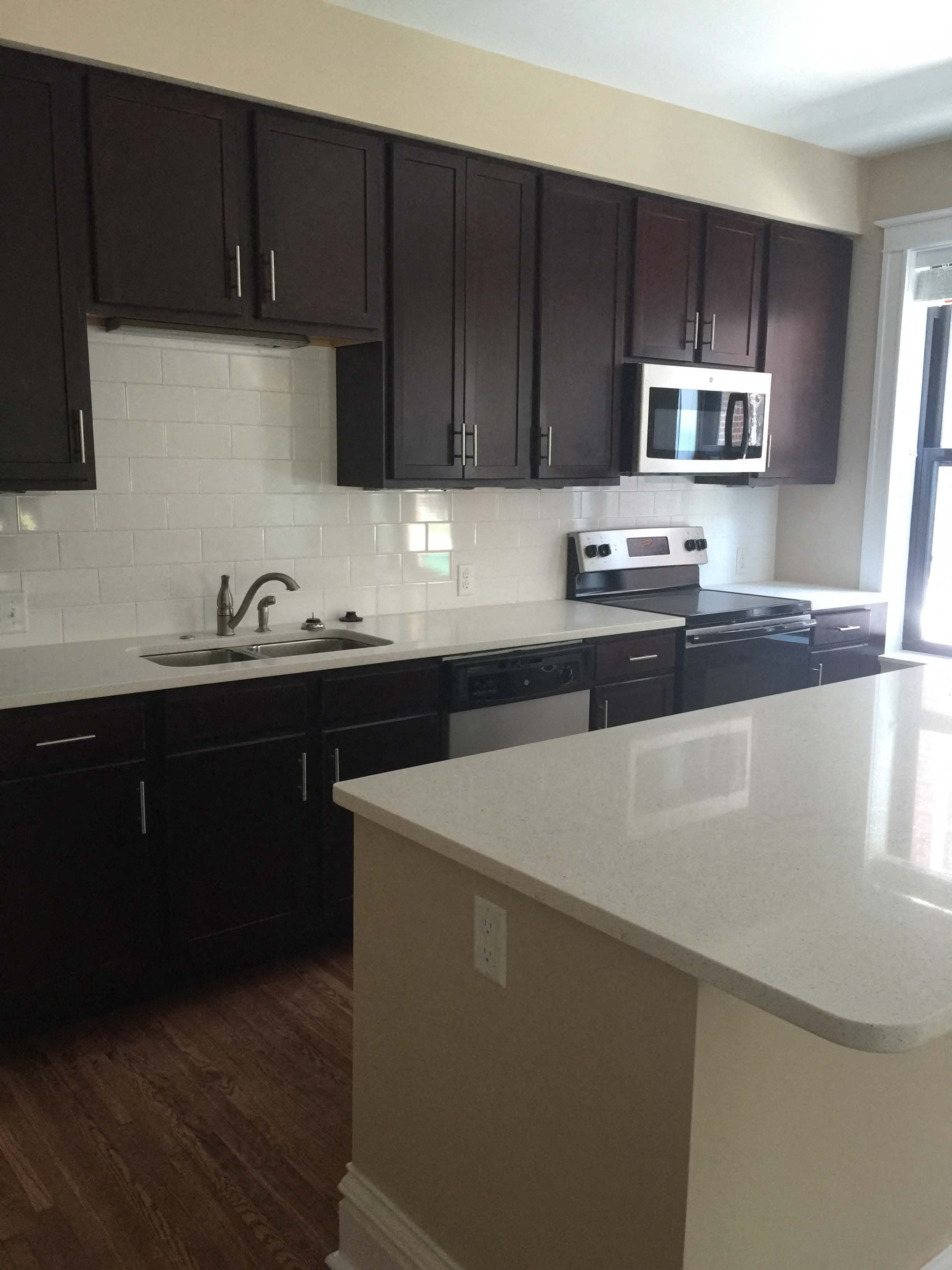 736 Eastgate Kitchen